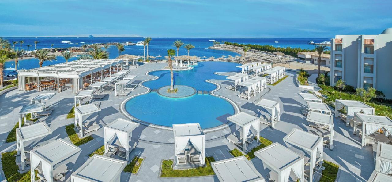 Jaz Elite Casa Del Mar Beach Hurgada Dış mekan fotoğraf The resort's main pool