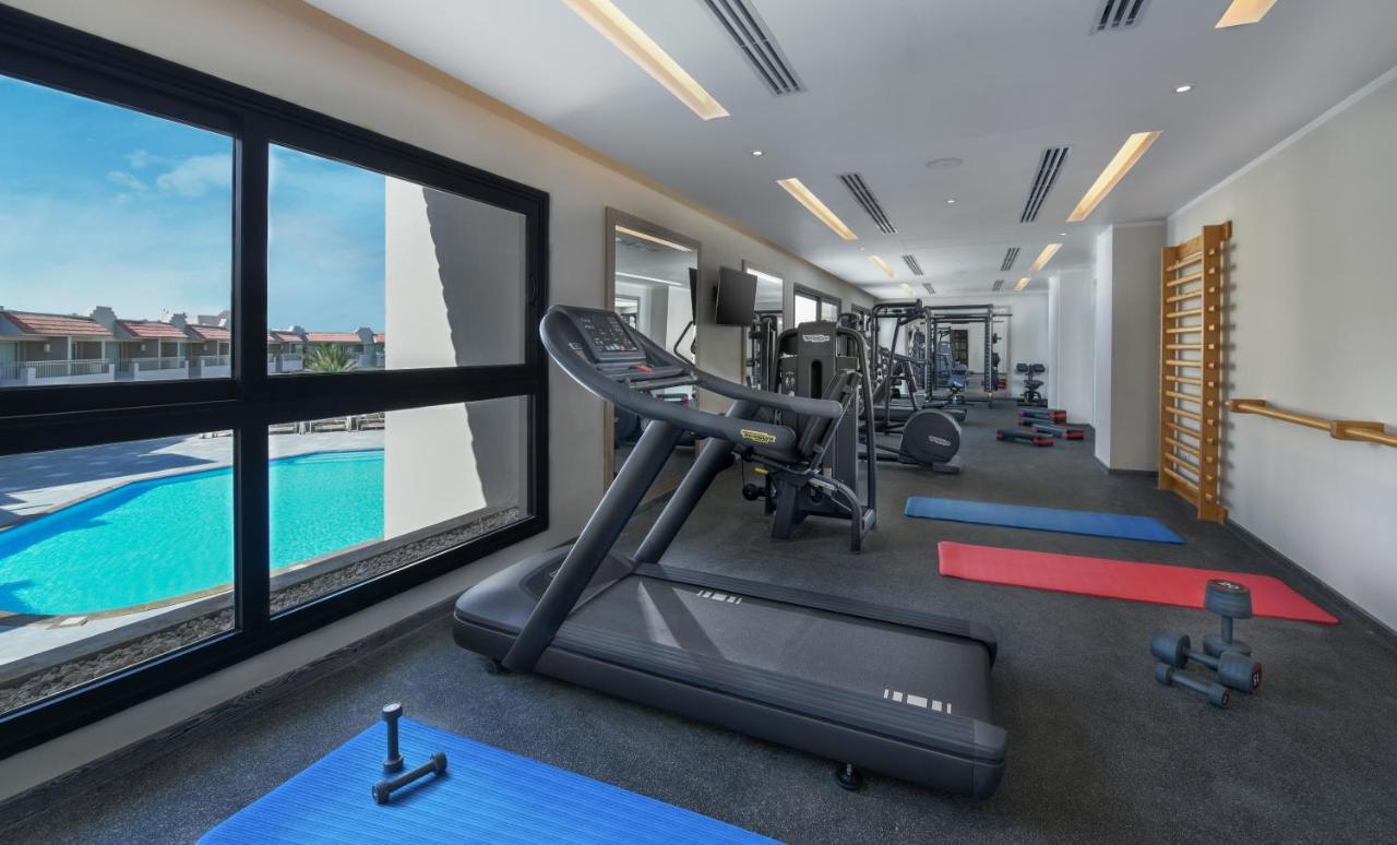 Jaz Elite Casa Del Mar Beach Hurgada Dış mekan fotoğraf The gym at the hotel