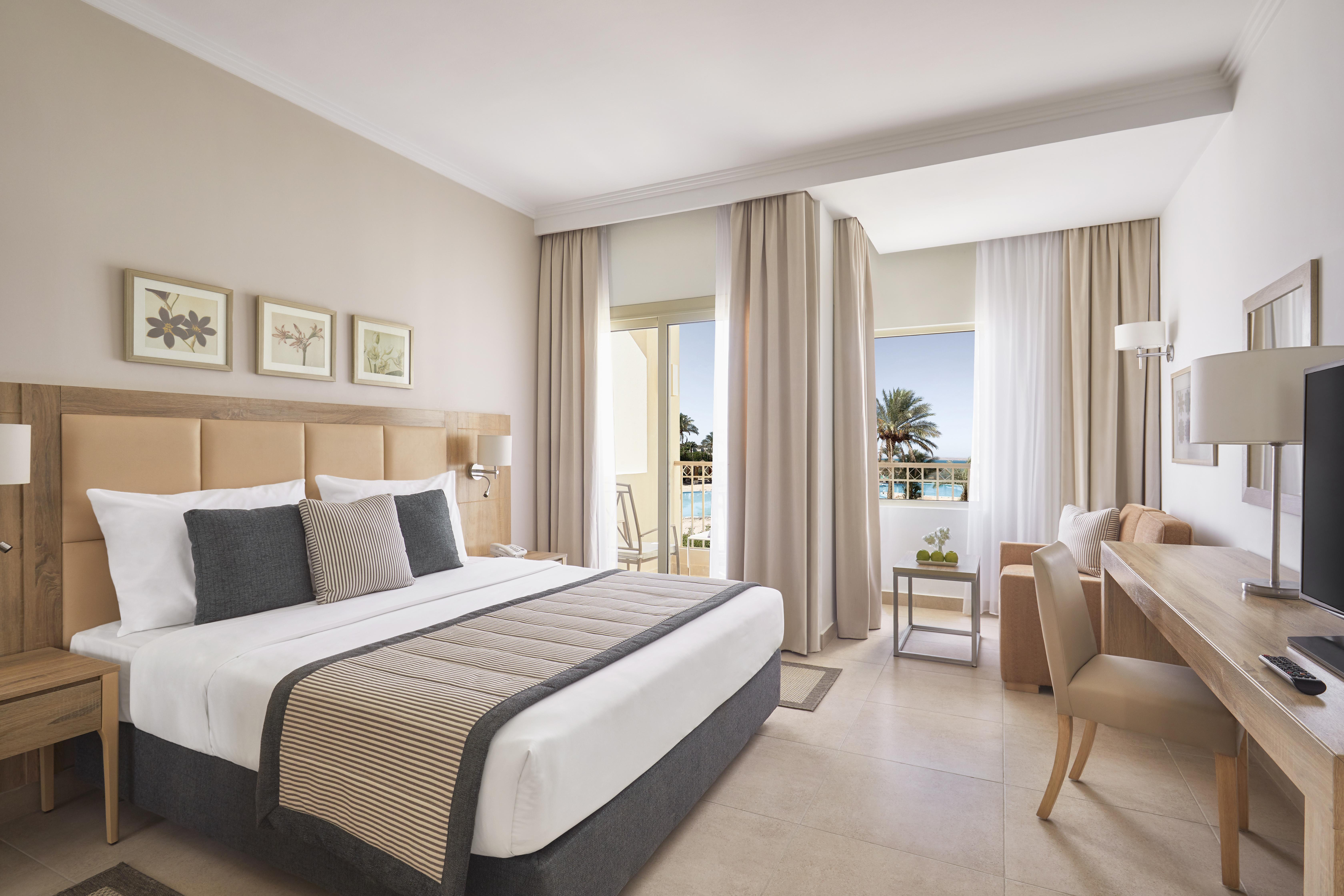 Jaz Elite Casa Del Mar Beach Hurgada Dış mekan fotoğraf A room at the hotel